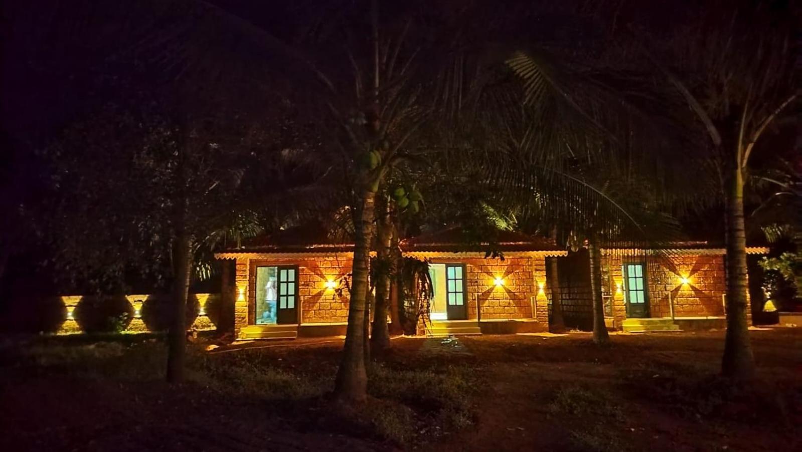 Saka Kadams Home Stay Guhāgar Extérieur photo