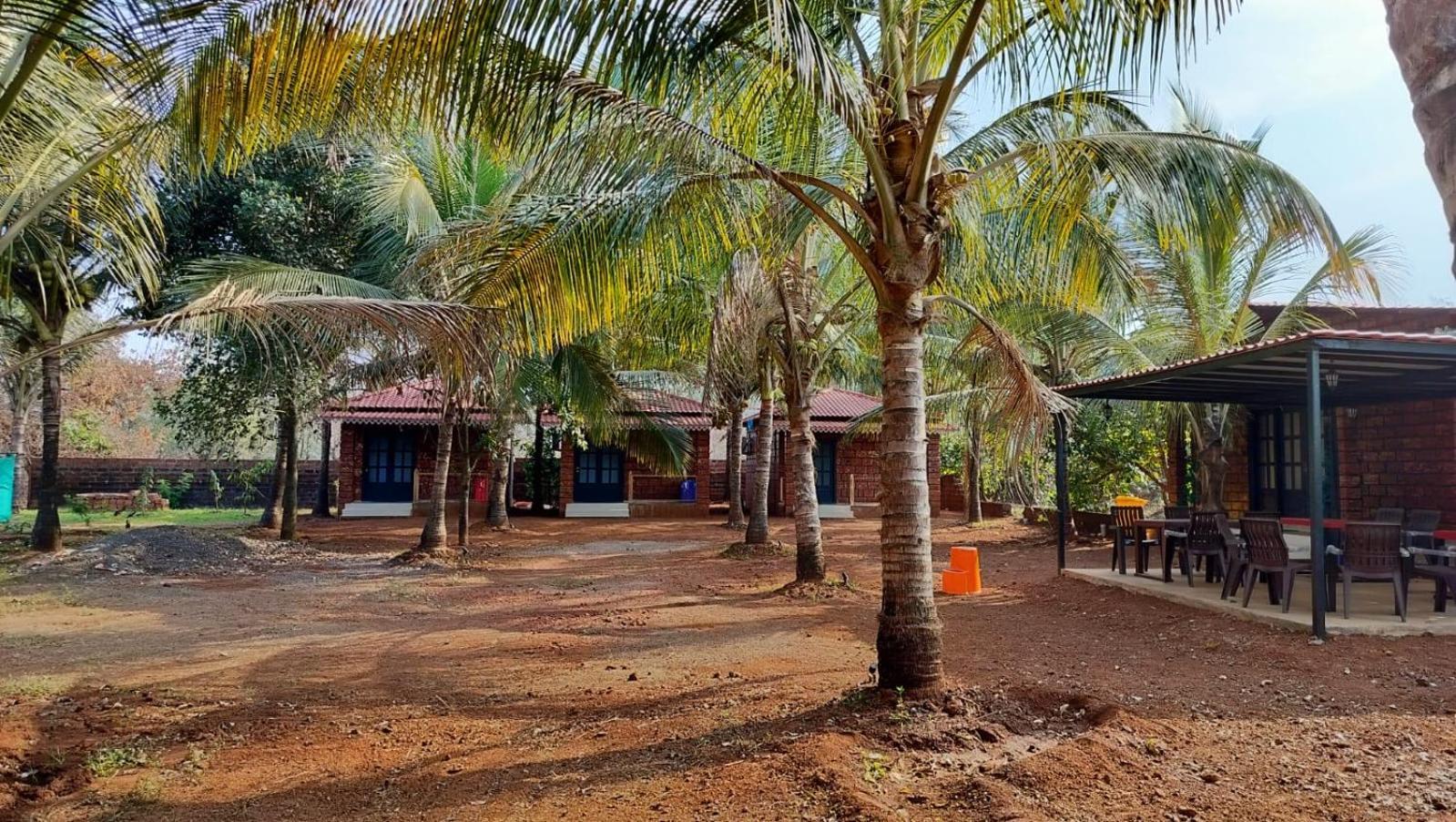 Saka Kadams Home Stay Guhāgar Extérieur photo