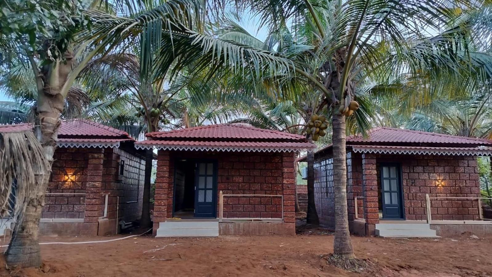 Saka Kadams Home Stay Guhāgar Extérieur photo