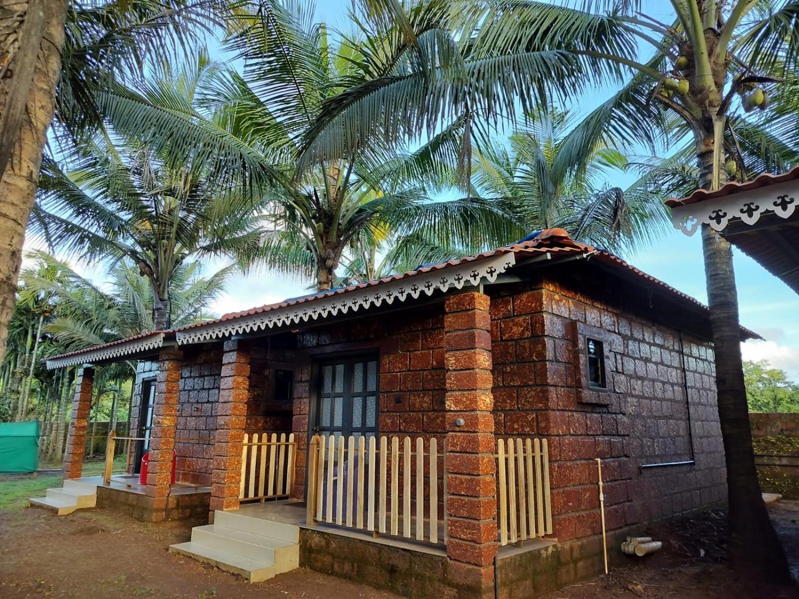Saka Kadams Home Stay Guhāgar Extérieur photo